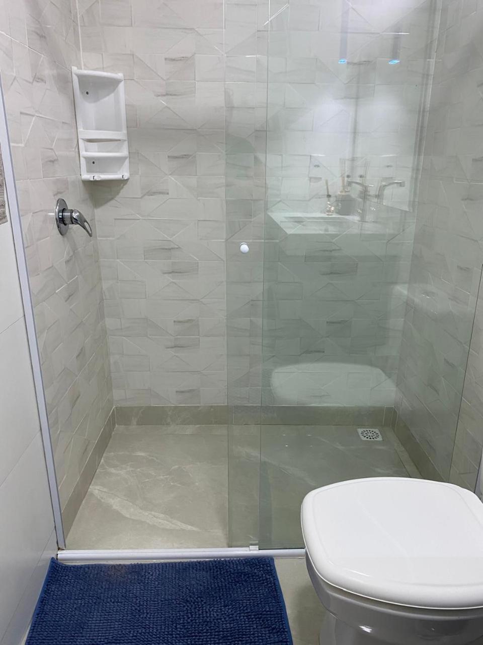 Residencial Com Piscina Possui Jacuzzi Aquecida Com Hidromassagem Vila Bombinhas Exterior foto